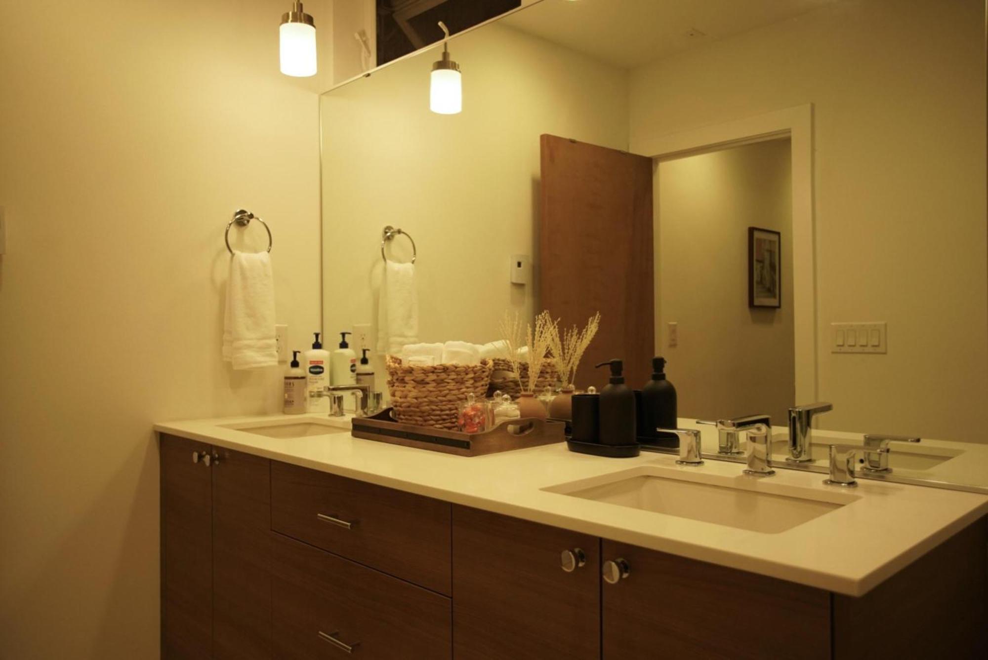 Urban Humble Abode Villa ซีแอตเทิล ภายนอก รูปภาพ
